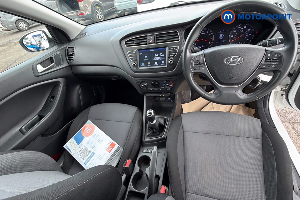 Hyundai I20 SE Manual Petrol Hatchback - Stock Number (1637204) - 1st supplementary image