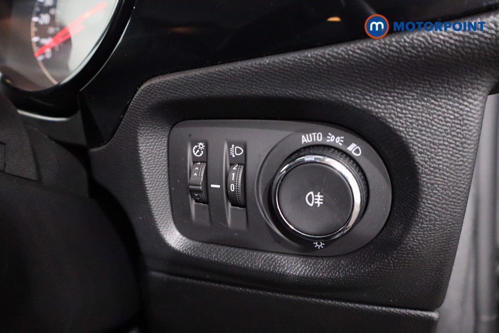 Vauxhall Corsa Design Manual Petrol Hatchback - Stock Number (1637996) - 17th supplementary image