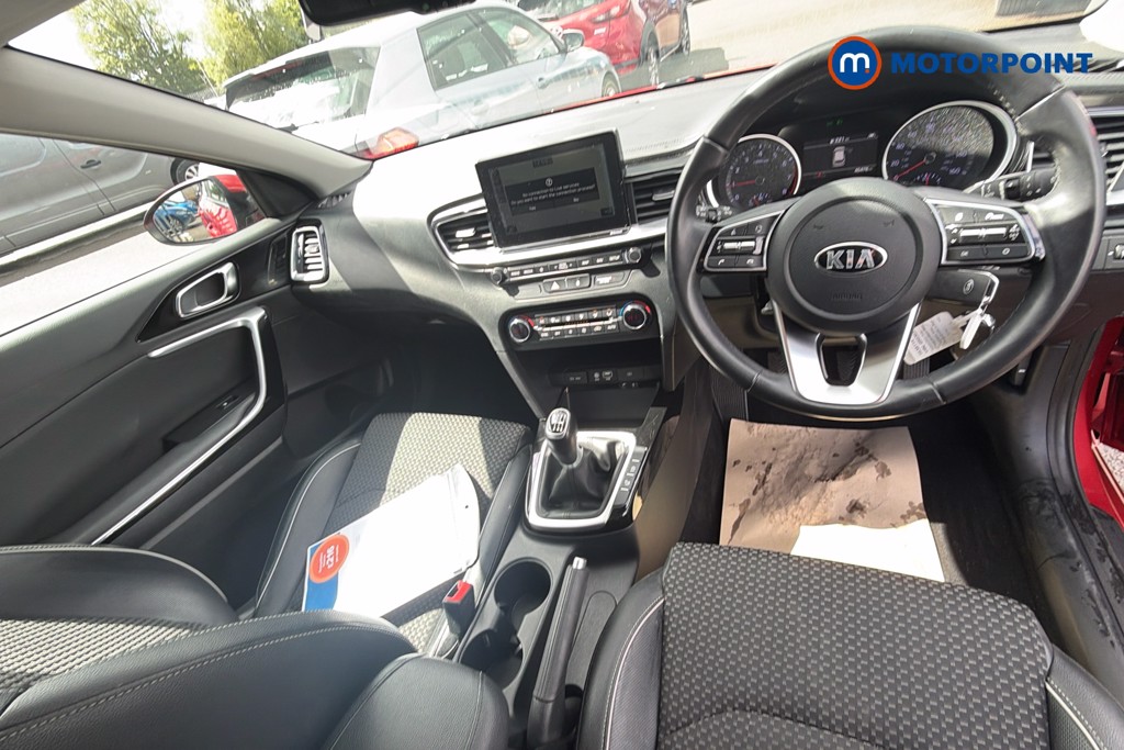 KIA Ceed 3 Manual Petrol Hatchback - Stock Number (1638114) - 1st supplementary image
