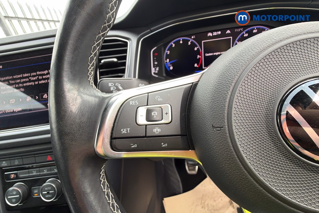 Volkswagen T-Roc R-Line Manual Petrol Convertible - Stock Number (1638723) - 3rd supplementary image