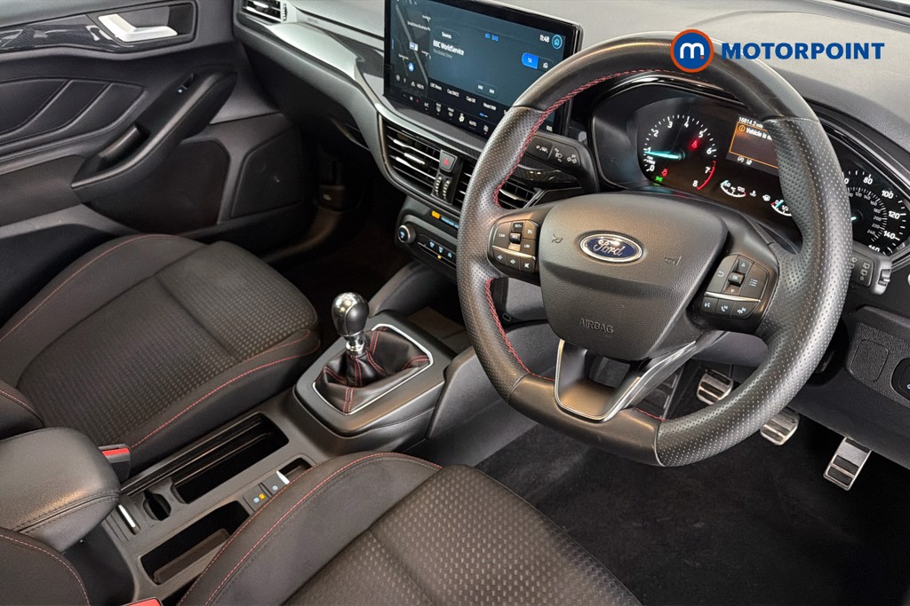 Ford Focus St-Line Manual Petrol Hatchback - Stock Number (1639006) - 2nd supplementary image