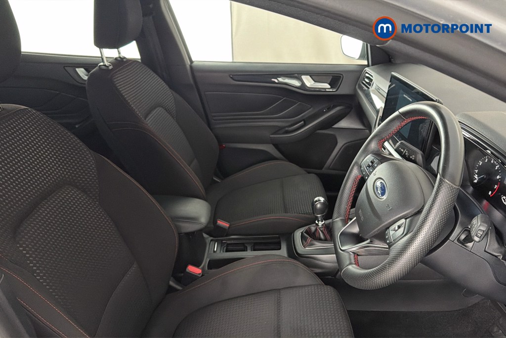 Ford Focus St-Line Manual Petrol Hatchback - Stock Number (1639006) - 22nd supplementary image