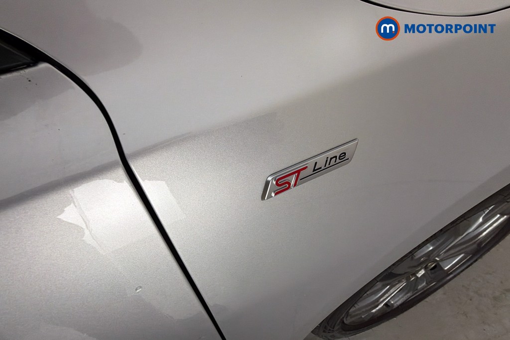 Ford Focus St-Line Manual Petrol Hatchback - Stock Number (1639006) - 46th supplementary image