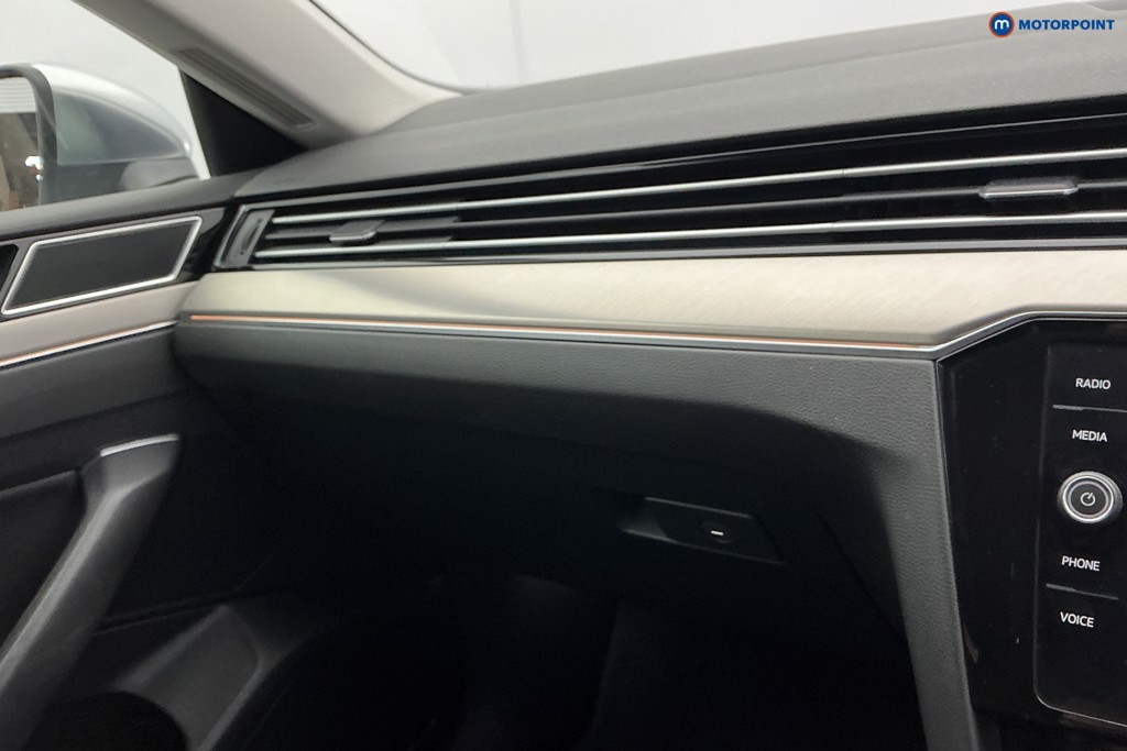 Volkswagen Arteon Elegance Automatic Petrol Hatchback - Stock Number (1639163) - 17th supplementary image