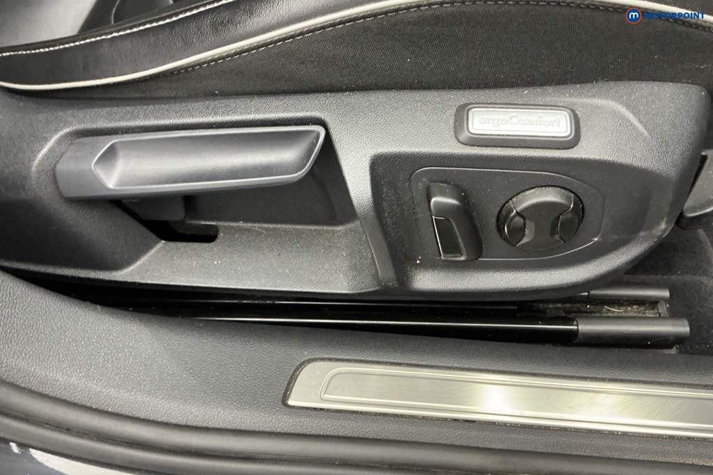 Volkswagen Arteon Elegance Automatic Petrol Hatchback - Stock Number (1639163) - 22nd supplementary image