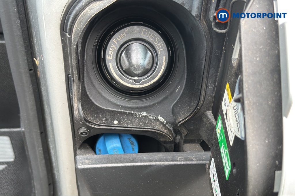 Ford Transit Limited Automatic Diesel Medium Roof Van - Stock Number (1639449) - 41st supplementary image