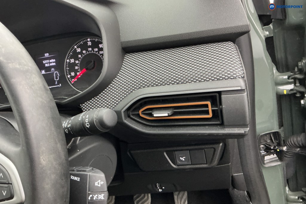 Dacia Sandero Stepway Expression Manual Petrol Hatchback - Stock Number (1639462) - 22nd supplementary image