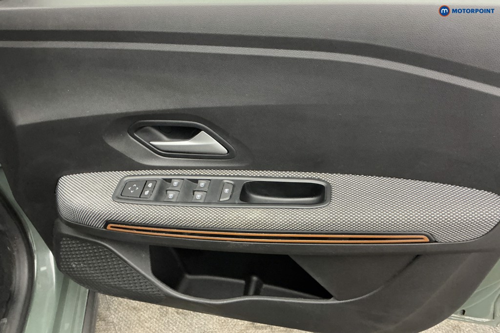 Dacia Sandero Stepway Expression Manual Petrol Hatchback - Stock Number (1639462) - 24th supplementary image