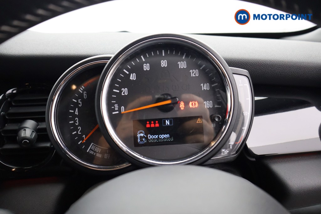 Mini Hatchback Cooper Sport Manual Petrol Hatchback - Stock Number (1639517) - 4th supplementary image