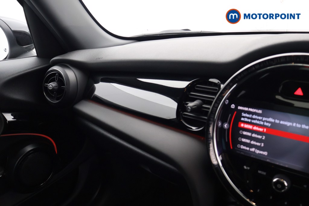 Mini Hatchback Cooper Sport Manual Petrol Hatchback - Stock Number (1639517) - 9th supplementary image