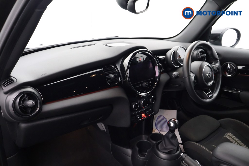 Mini Hatchback Cooper Sport Manual Petrol Hatchback - Stock Number (1639517) - 16th supplementary image
