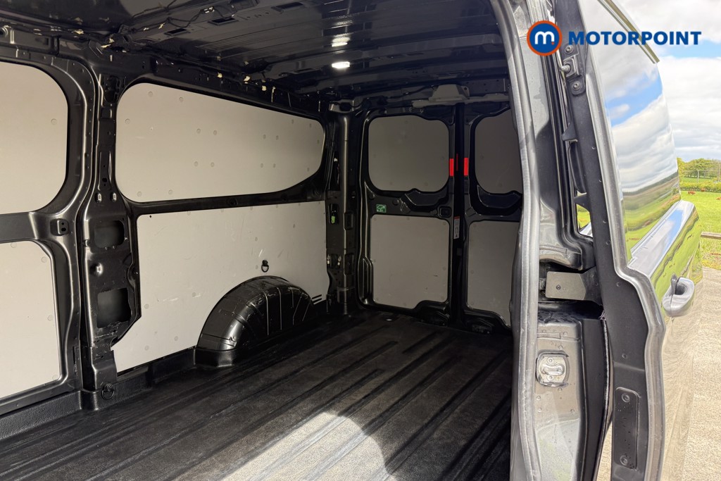Ford Transit Custom Limited Automatic Diesel Panel Van - Stock Number (1640022) - 3rd supplementary image