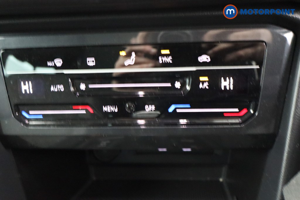 Volkswagen Tiguan Life Manual Petrol SUV - Stock Number (1640135) - 17th supplementary image