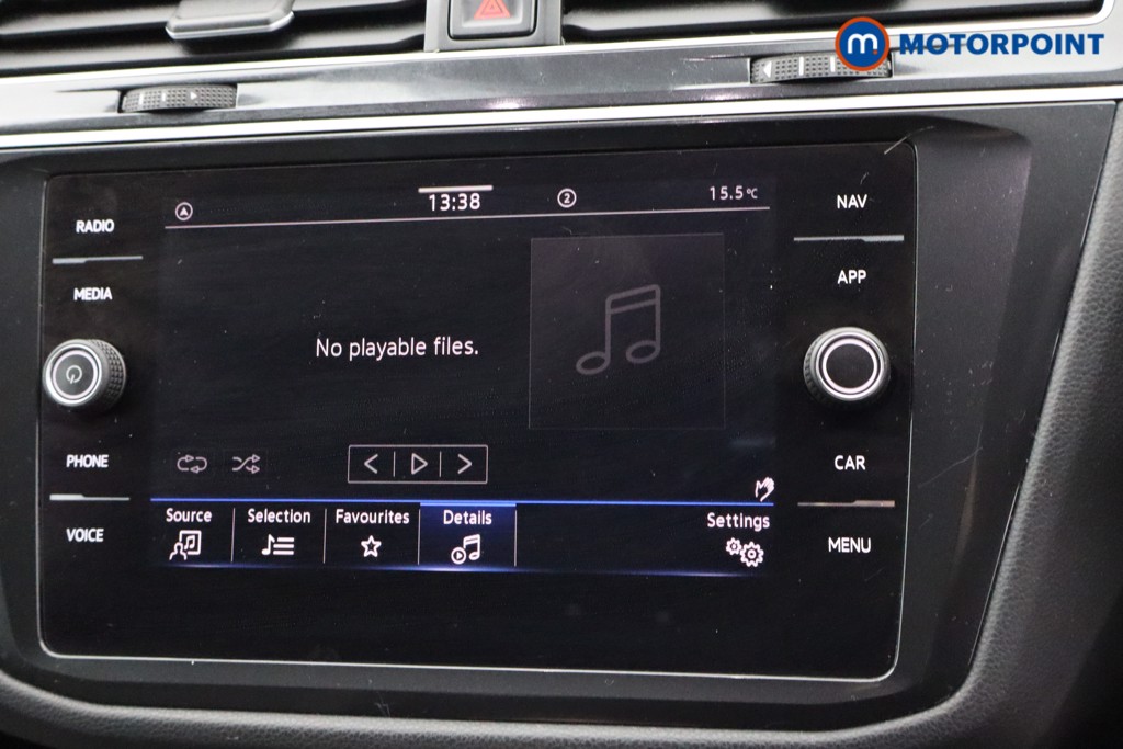 Volkswagen Tiguan Life Manual Petrol SUV - Stock Number (1640135) - 20th supplementary image