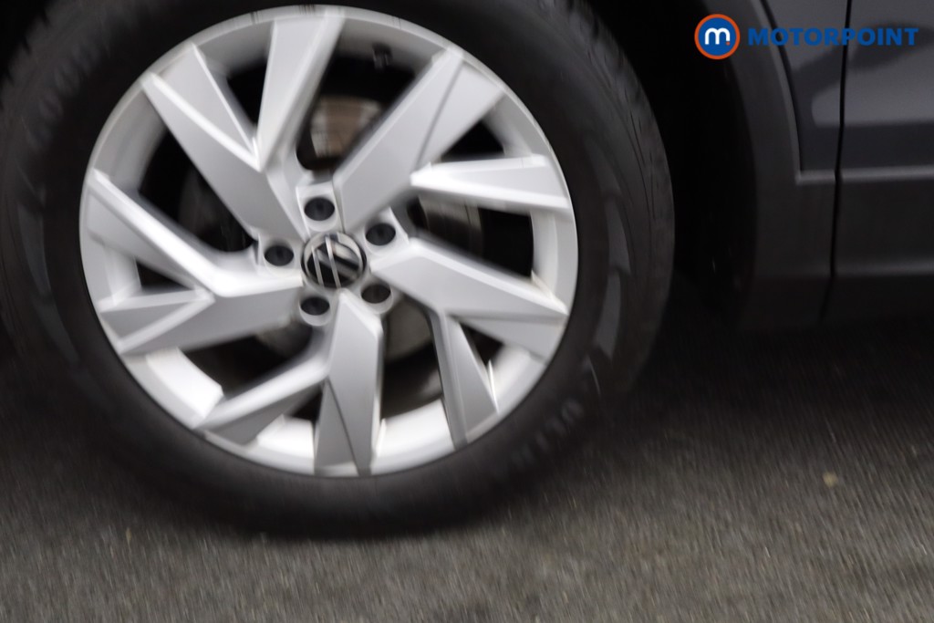 Volkswagen Tiguan Life Manual Petrol SUV - Stock Number (1640135) - 32nd supplementary image