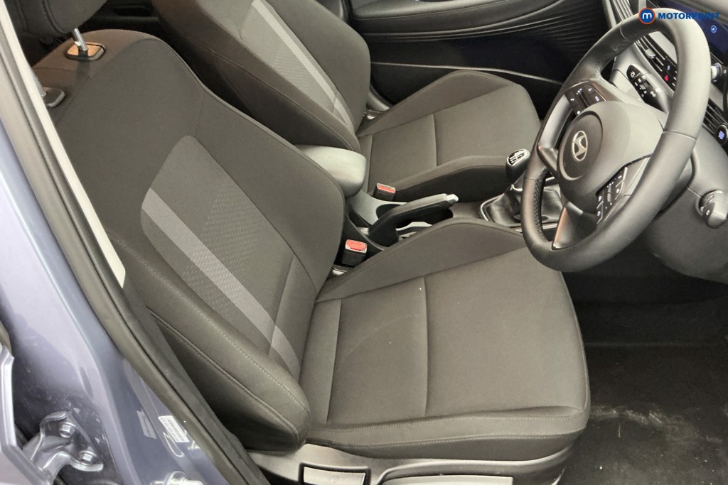 Hyundai I20 Ultimate Manual Petrol Hatchback - Stock Number (1640337) - 5th supplementary image