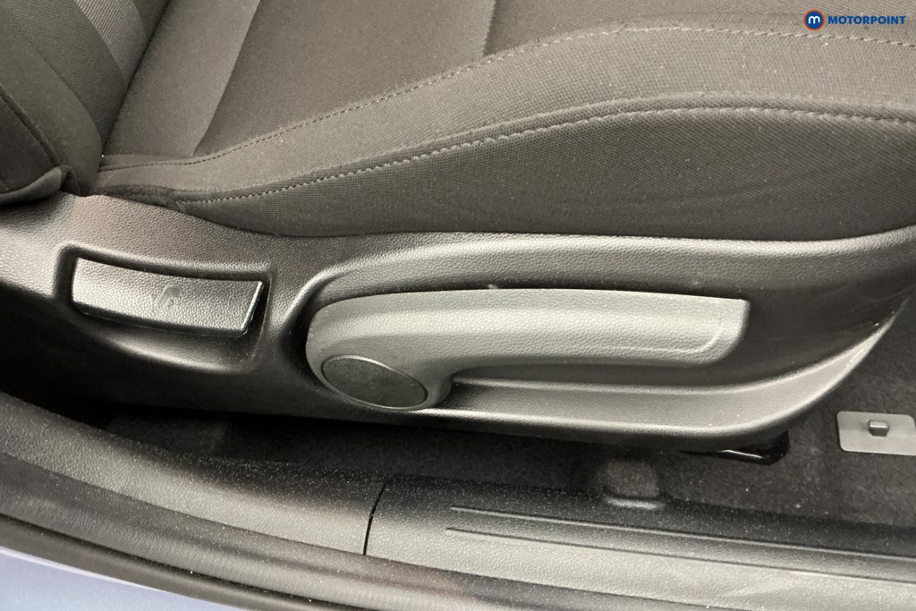 Hyundai I20 Ultimate Manual Petrol Hatchback - Stock Number (1640337) - 23rd supplementary image