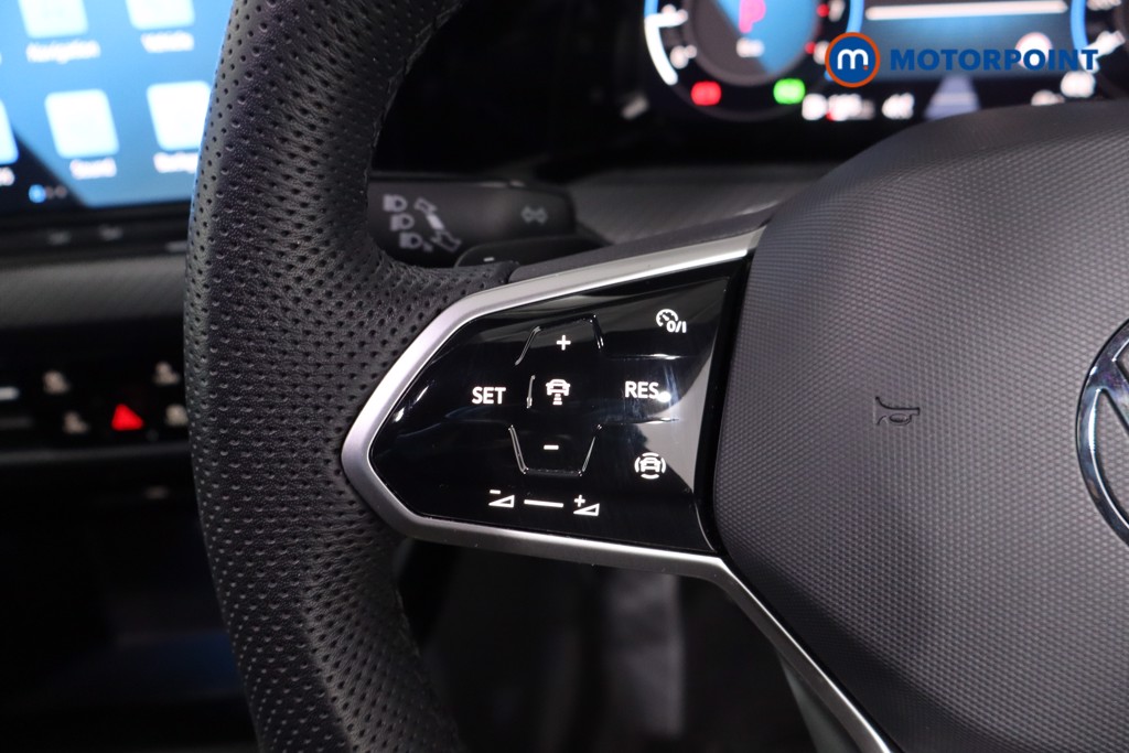 Volkswagen Golf R-Line Automatic Petrol Hatchback - Stock Number (1640960) - 7th supplementary image