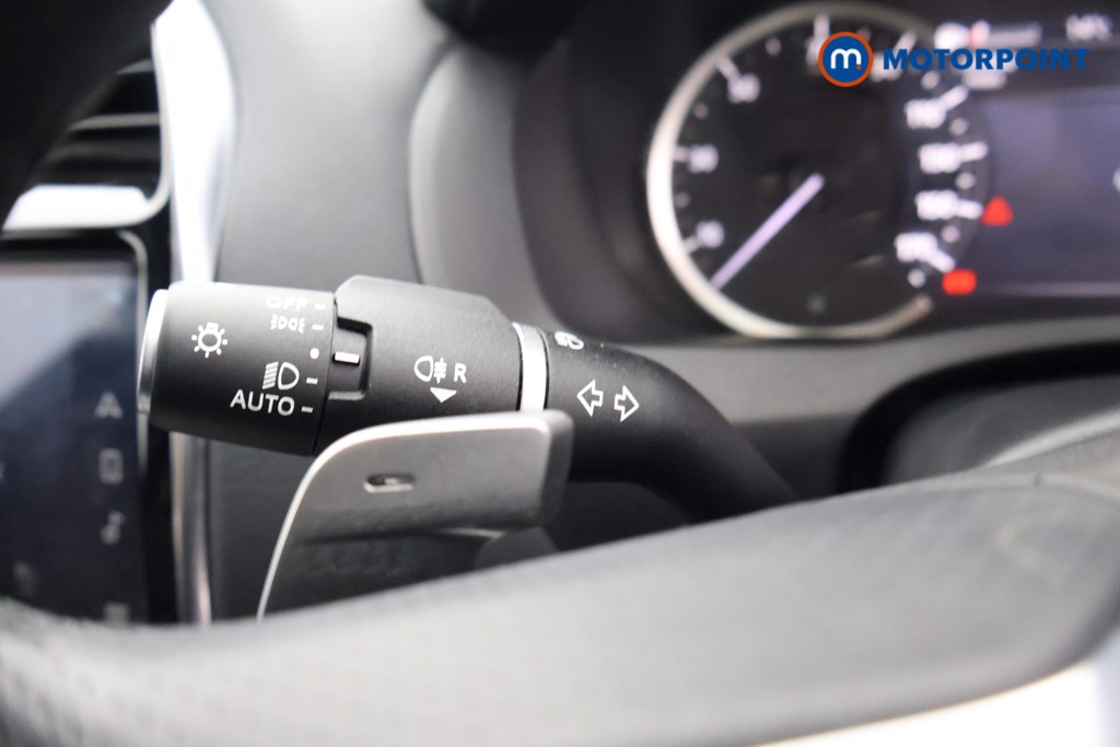Jaguar XE R-Dynamic Black Automatic Diesel Saloon - Stock Number (1641009) - 5th supplementary image
