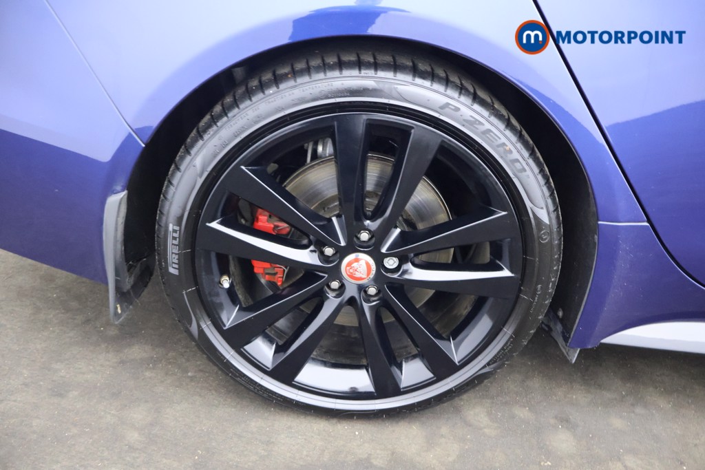 Jaguar XE R-Dynamic Black Automatic Diesel Saloon - Stock Number (1641009) - 20th supplementary image