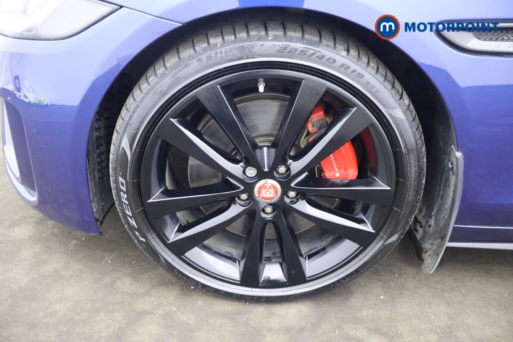 Jaguar XE R-Dynamic Black Automatic Diesel Saloon - Stock Number (1641009) - 22nd supplementary image