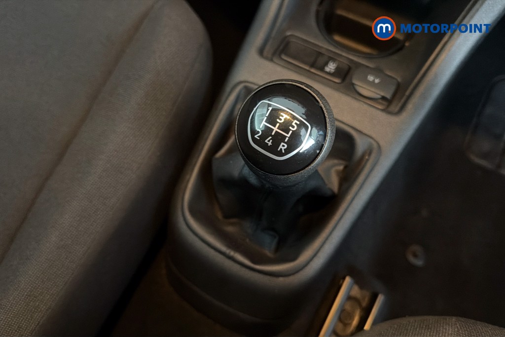 Volkswagen UP Move Up Manual Petrol Hatchback - Stock Number (1641047) - 15th supplementary image