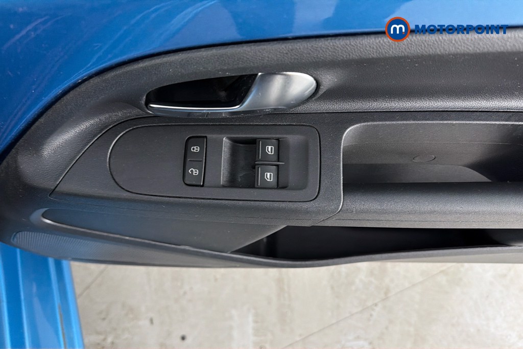 Volkswagen UP Move Up Manual Petrol Hatchback - Stock Number (1641047) - 20th supplementary image