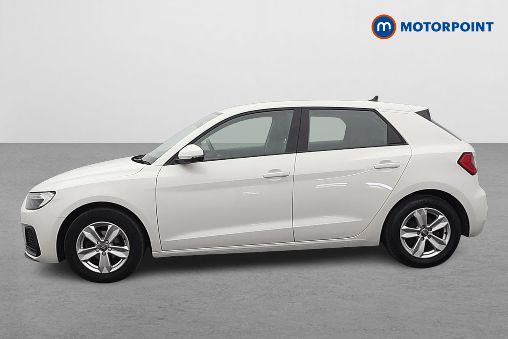 Audi A1 Technik Manual Petrol Hatchback - Stock Number (1641416) - Passenger side