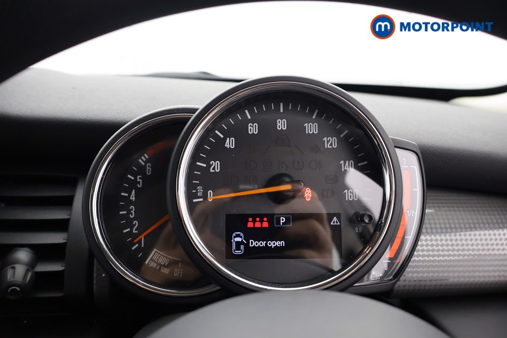 Mini Hatchback Cooper Classic Automatic Petrol Hatchback - Stock Number (1641426) - 4th supplementary image