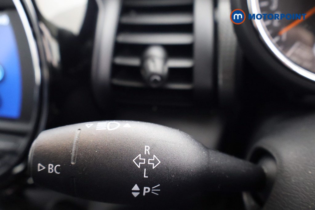 Mini Hatchback Cooper Classic Automatic Petrol Hatchback - Stock Number (1641426) - 5th supplementary image