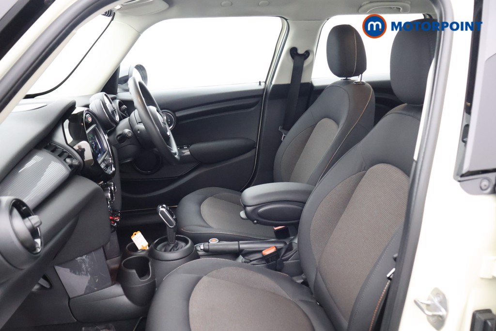 Mini Hatchback Cooper Classic Automatic Petrol Hatchback - Stock Number (1641426) - 16th supplementary image
