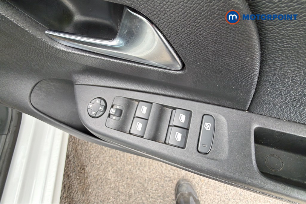 Vauxhall Corsa GS Manual Petrol Hatchback - Stock Number (1641472) - 20th supplementary image