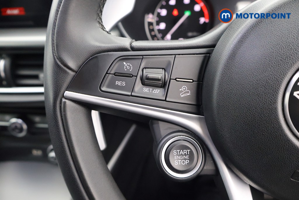 Alfa Romeo Stelvio Milano Automatic Petrol SUV - Stock Number (1641628) - 2nd supplementary image
