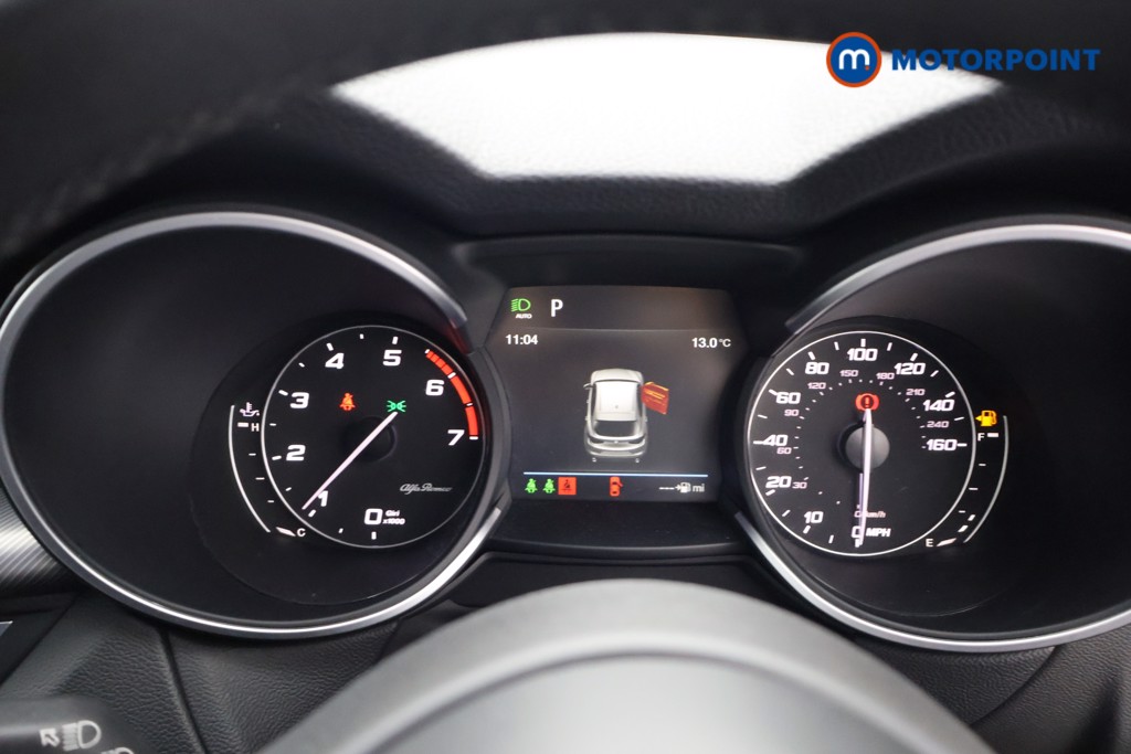 Alfa Romeo Stelvio Milano Automatic Petrol SUV - Stock Number (1641628) - 4th supplementary image