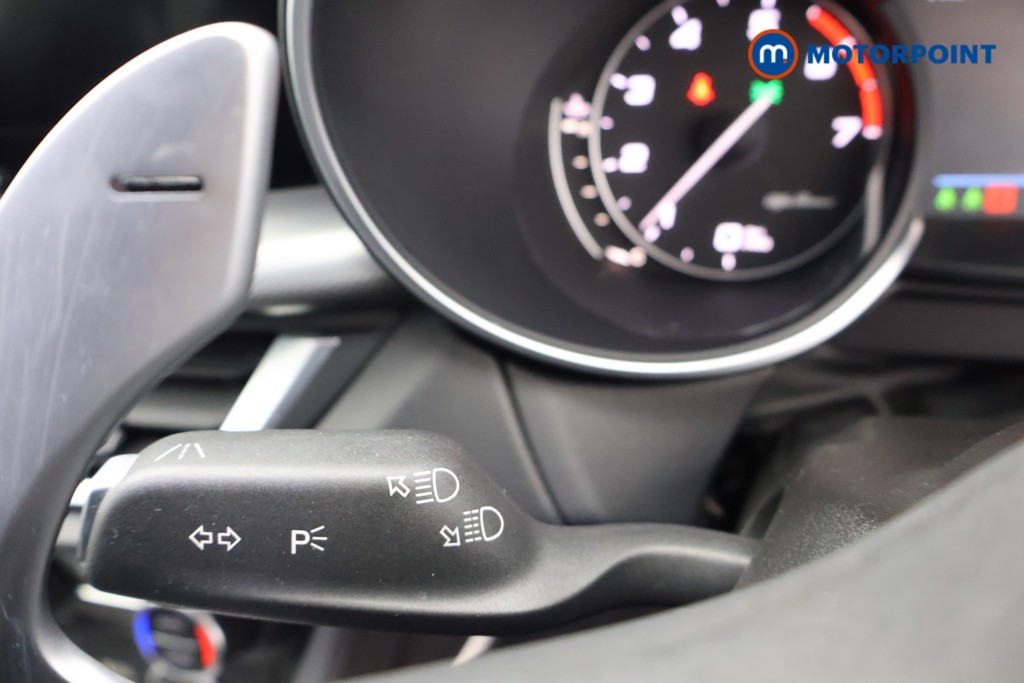 Alfa Romeo Stelvio Milano Automatic Petrol SUV - Stock Number (1641628) - 5th supplementary image
