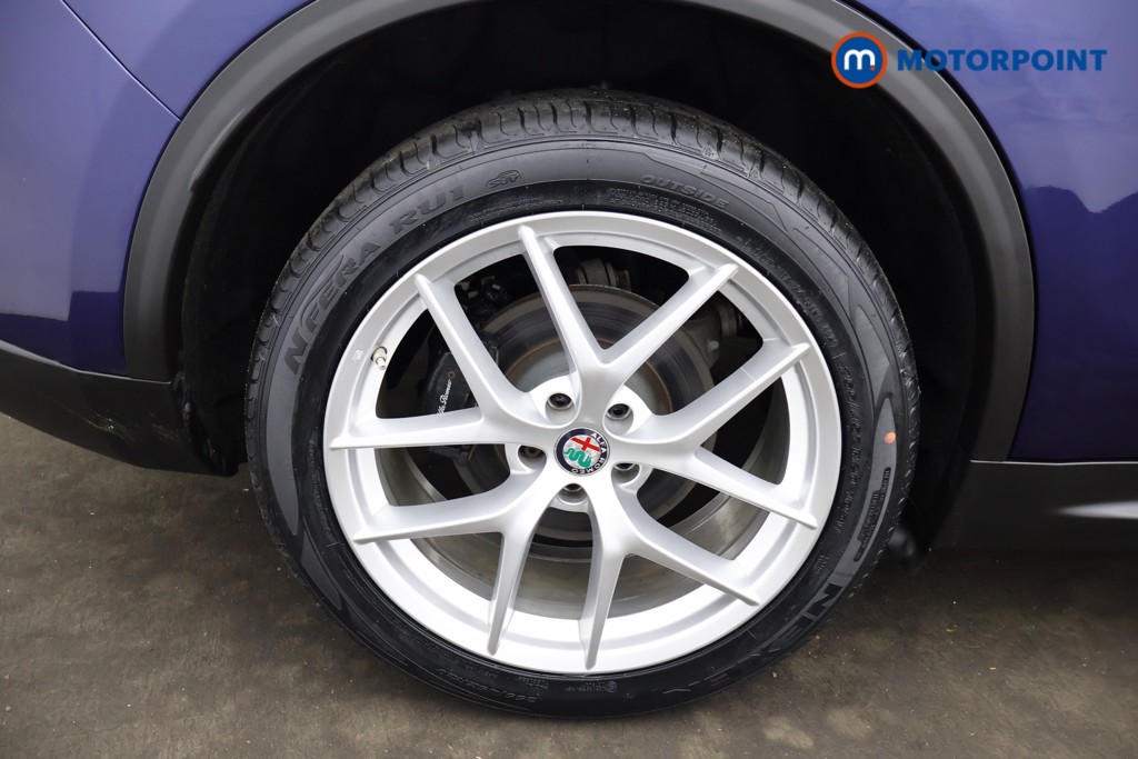 Alfa Romeo Stelvio Milano Automatic Petrol SUV - Stock Number (1641628) - 19th supplementary image
