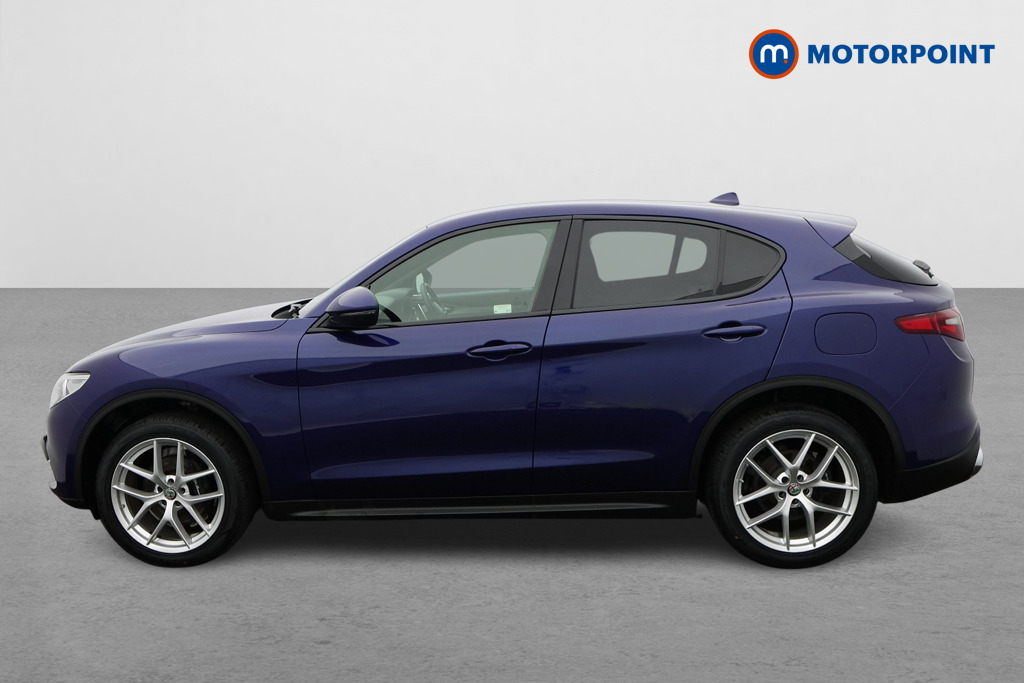 Alfa Romeo Stelvio Milano Automatic Petrol SUV - Stock Number (1641628) - Passenger side