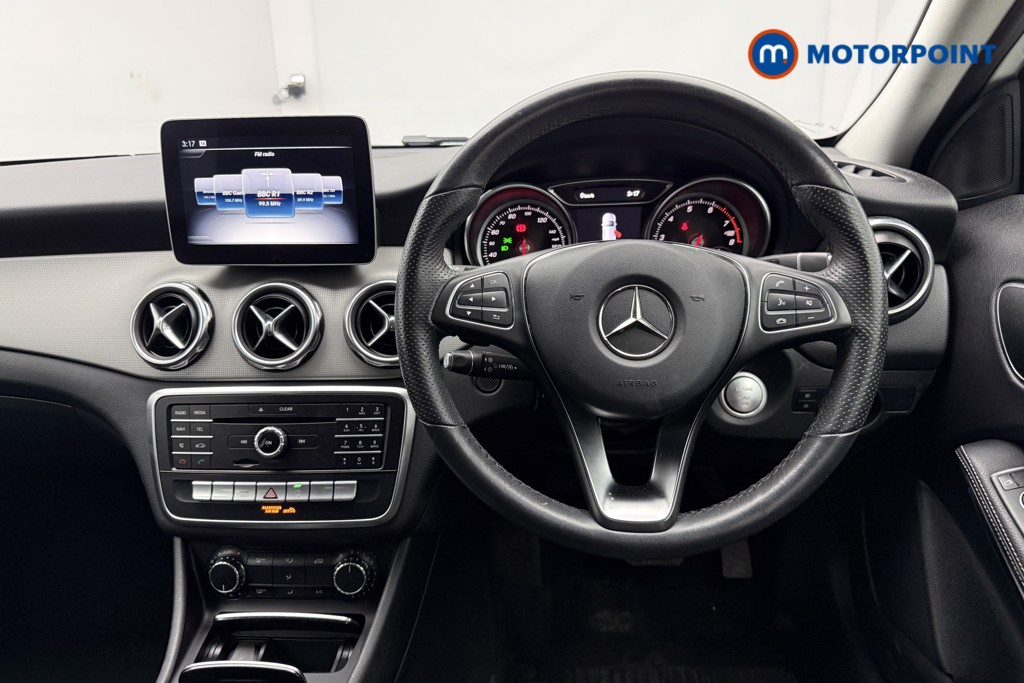 Mercedes-Benz GLA Urban Edition Automatic Petrol SUV - Stock Number (1642538) - 2nd supplementary image