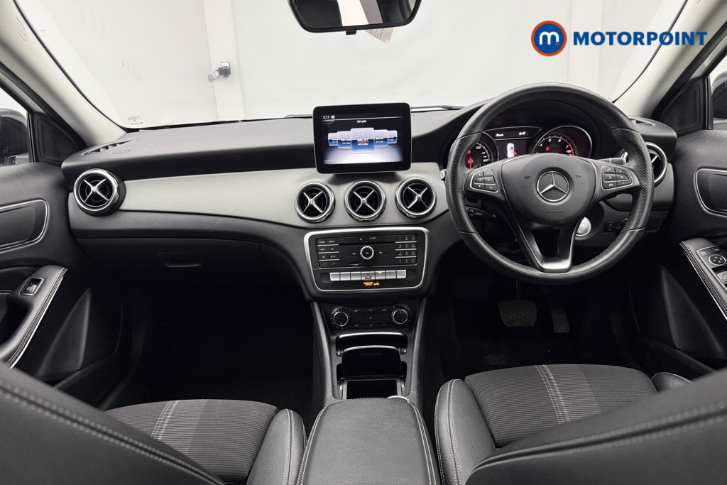 Mercedes-Benz GLA Urban Edition Automatic Petrol SUV - Stock Number (1642538) - 1st supplementary image