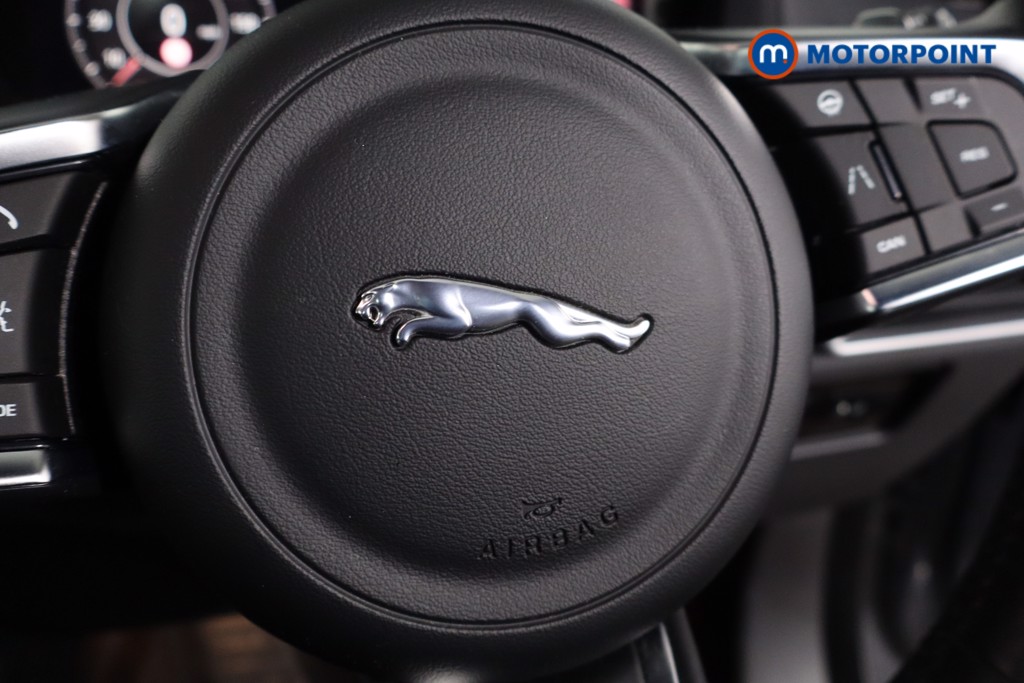 Jaguar F-Pace Chequered Flag Automatic Diesel SUV - Stock Number (1642697) - 13th supplementary image