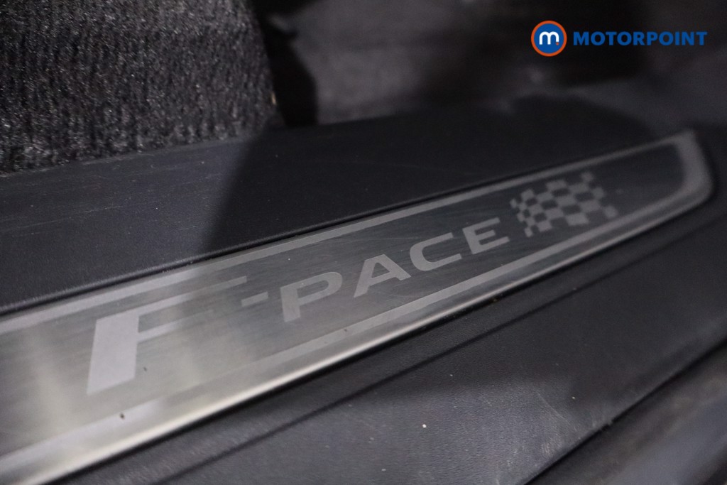 Jaguar F-Pace Chequered Flag Automatic Diesel SUV - Stock Number (1642697) - 23rd supplementary image