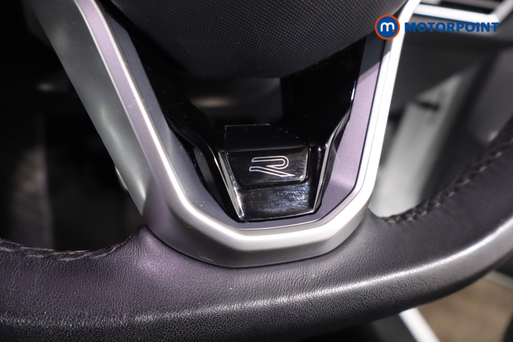 Volkswagen Golf R-Line Automatic Petrol Hatchback - Stock Number (1642754) - 14th supplementary image