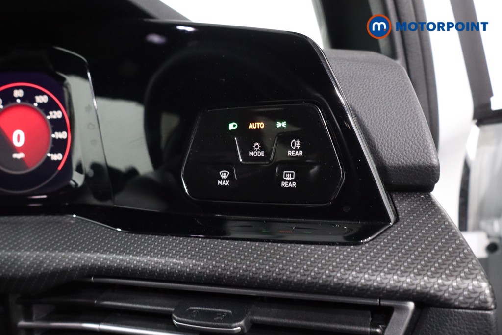 Volkswagen Golf R-Line Automatic Petrol Hatchback - Stock Number (1642754) - 18th supplementary image