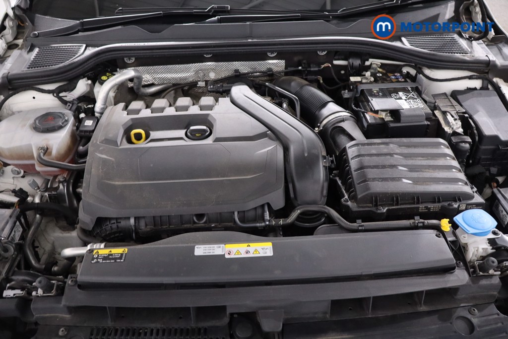Volkswagen Golf R-Line Automatic Petrol Hatchback - Stock Number (1642754) - 34th supplementary image