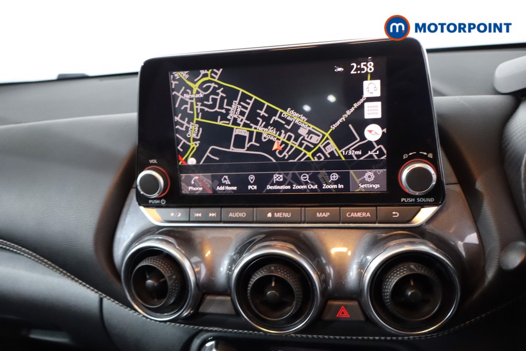 Nissan Juke N-Connecta Automatic Petrol SUV - Stock Number (1642801) - 2nd supplementary image