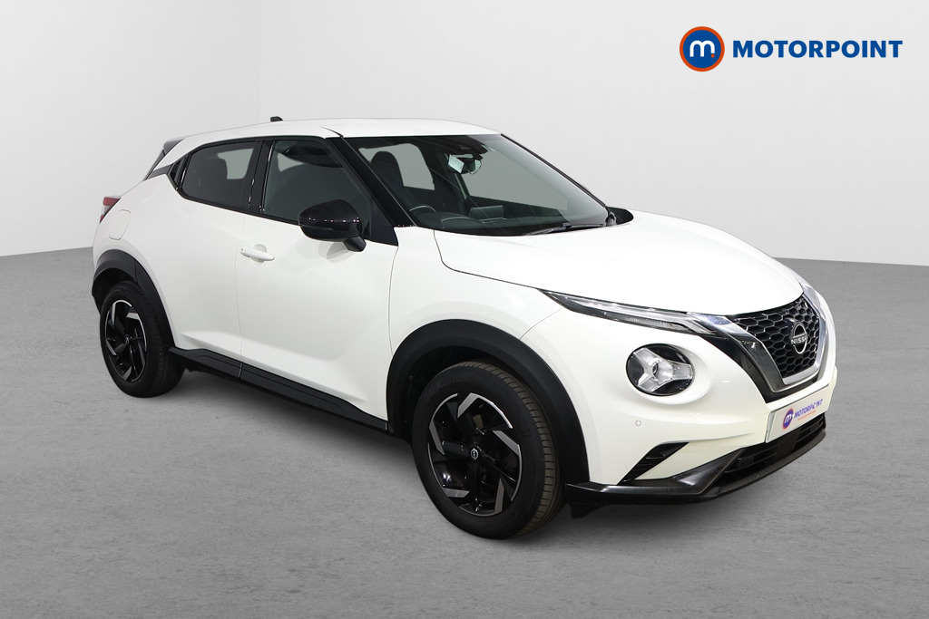 Nissan Juke N-Connecta Automatic Petrol SUV - Stock Number (1642801) - Drivers side front corner