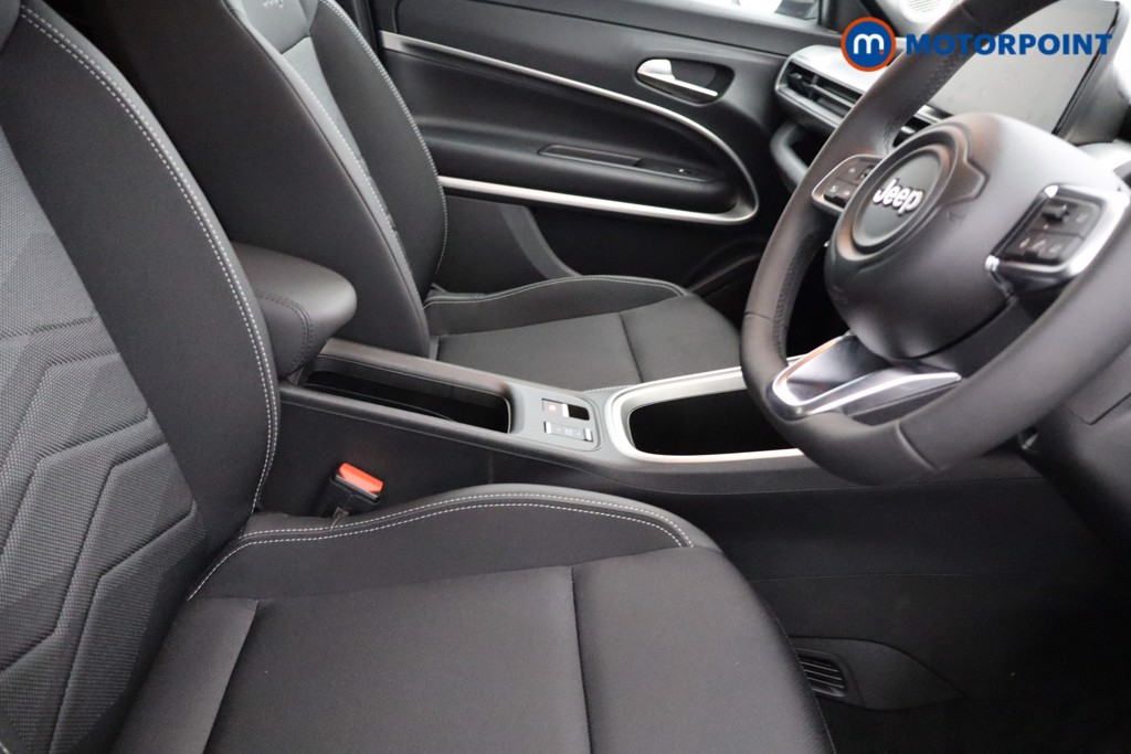 Jeep Avenger Summit Automatic Electric SUV - Stock Number (1643222) - 12th supplementary image
