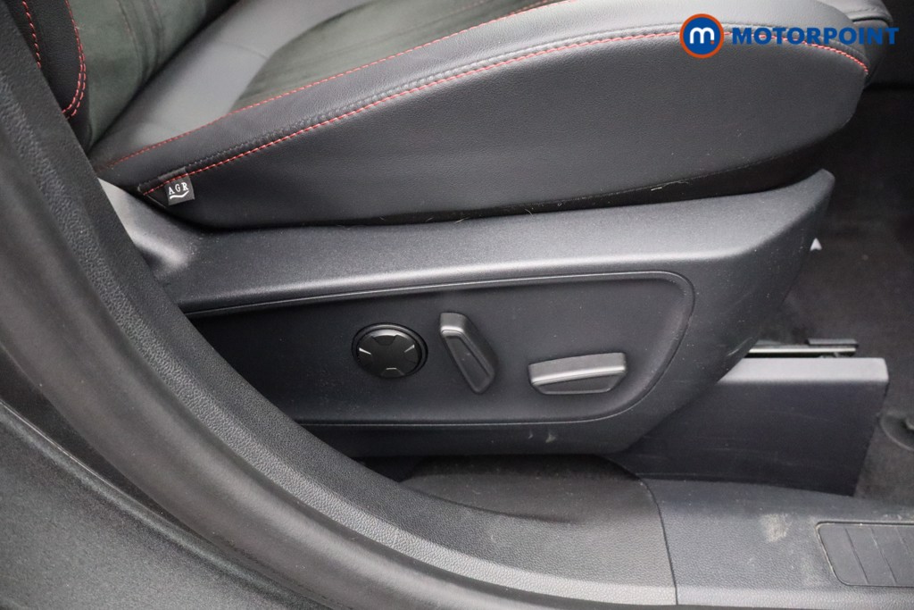 Ford Kuga St-Line Automatic Petrol-Electric Hybrid SUV - Stock Number (1643228) - 13th supplementary image