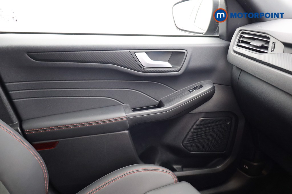 Ford Kuga St-Line Automatic Petrol-Electric Hybrid SUV - Stock Number (1643238) - 10th supplementary image