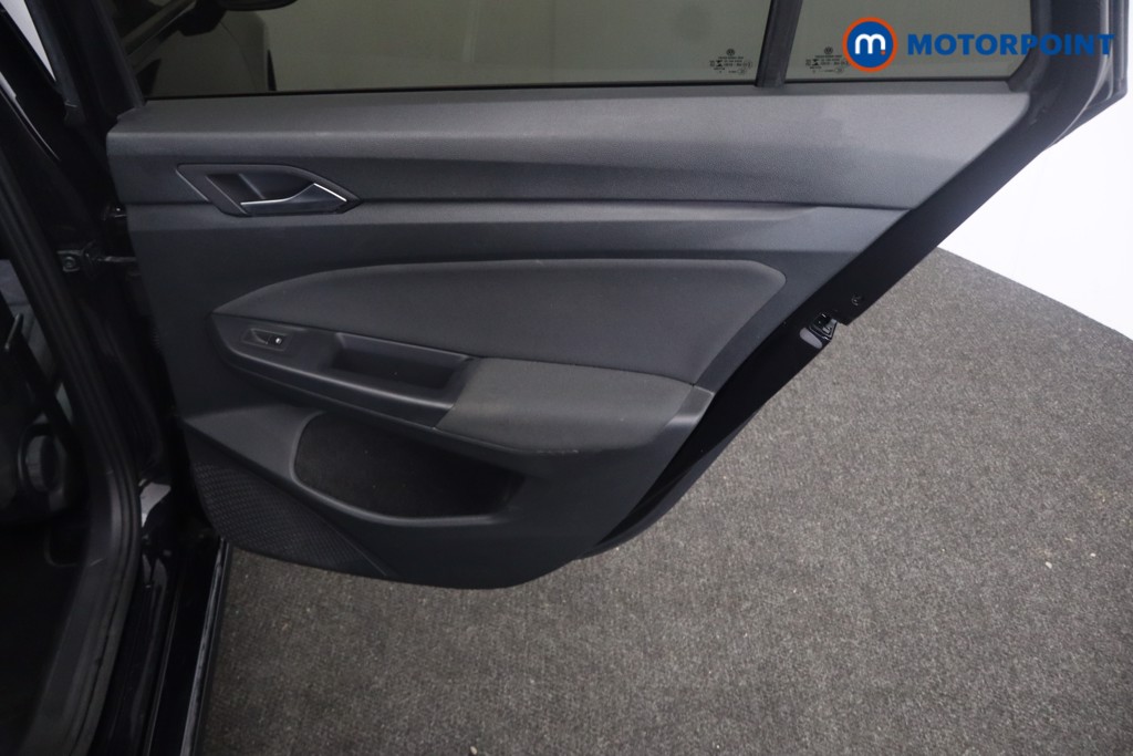 Volkswagen Golf Life Automatic Petrol Estate - Stock Number (1643318) - 20th supplementary image